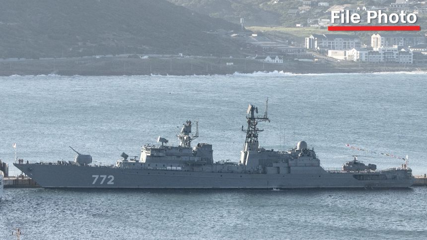 Руски кораб в Плимут
