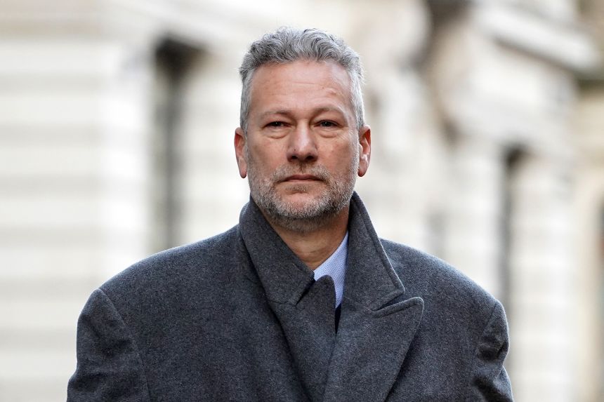 Гил – Присъда за Корупция