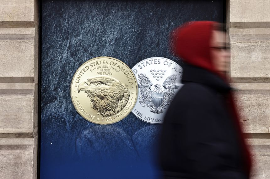 Волатилност на благородните метали и акции (20)