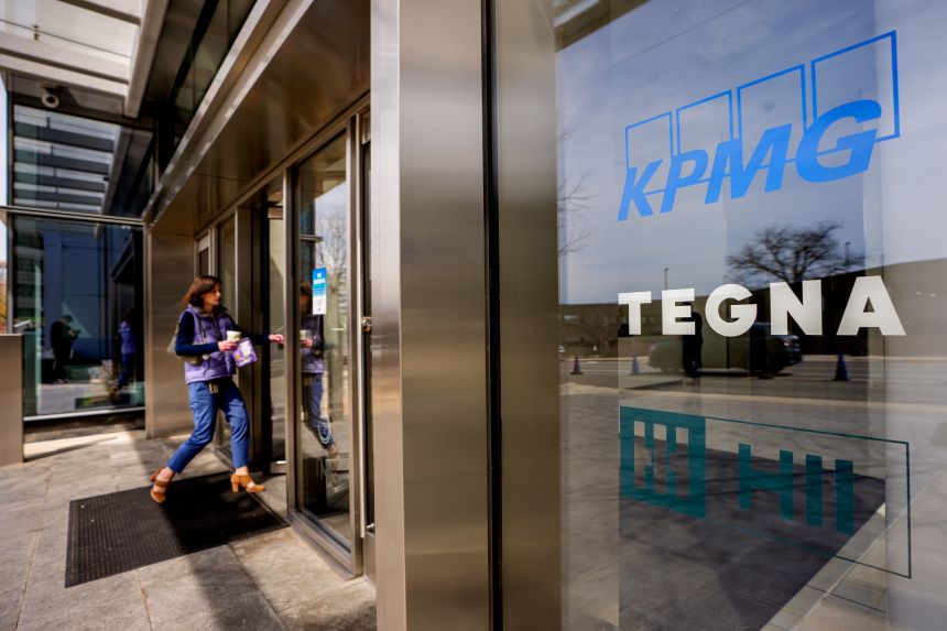 Nexstar-Tegna Забавяне