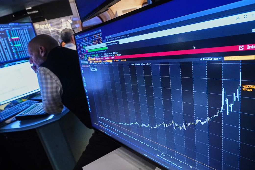 Акциите са силни.
