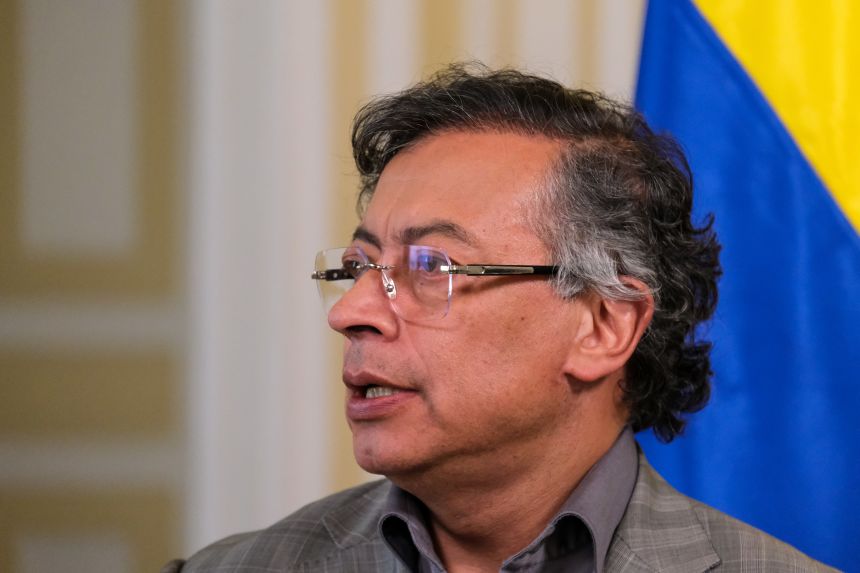 Петро: Петрол и САЩ