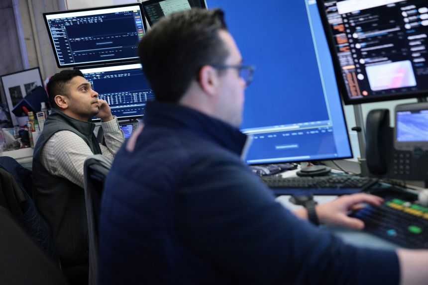 Борси достигнаха пик (Bars reached peak)