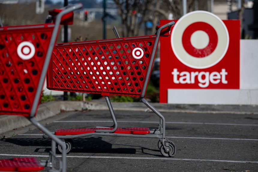 Target: Увеличение (Target: Uvelichenie)
