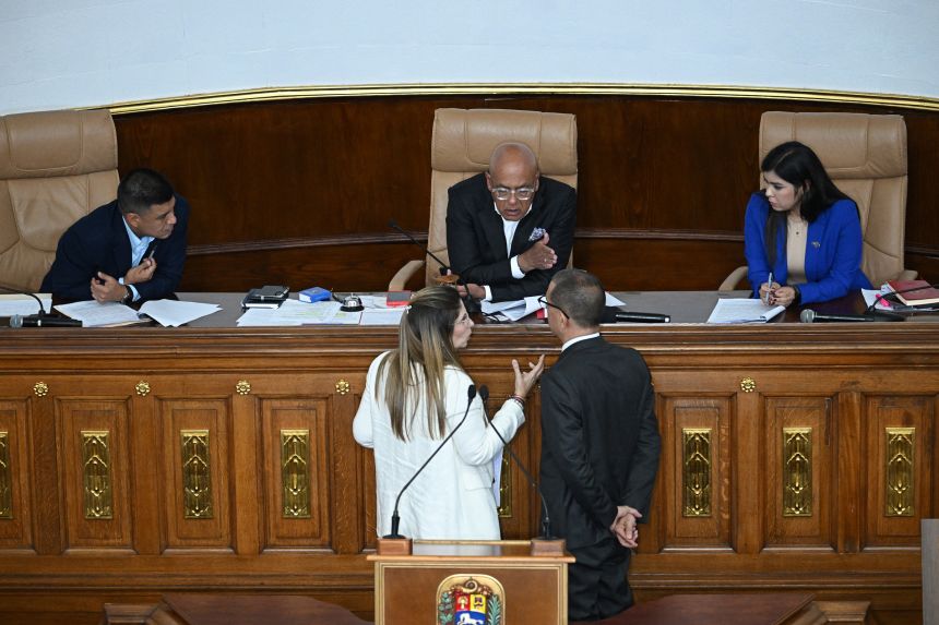 Венецуела: Освобождаване (Veneçuela: Oslobodqvanе)