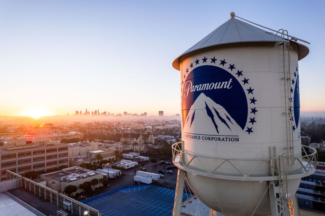 Paramount Deal Delay (Парамунт Сделка Забавяне)