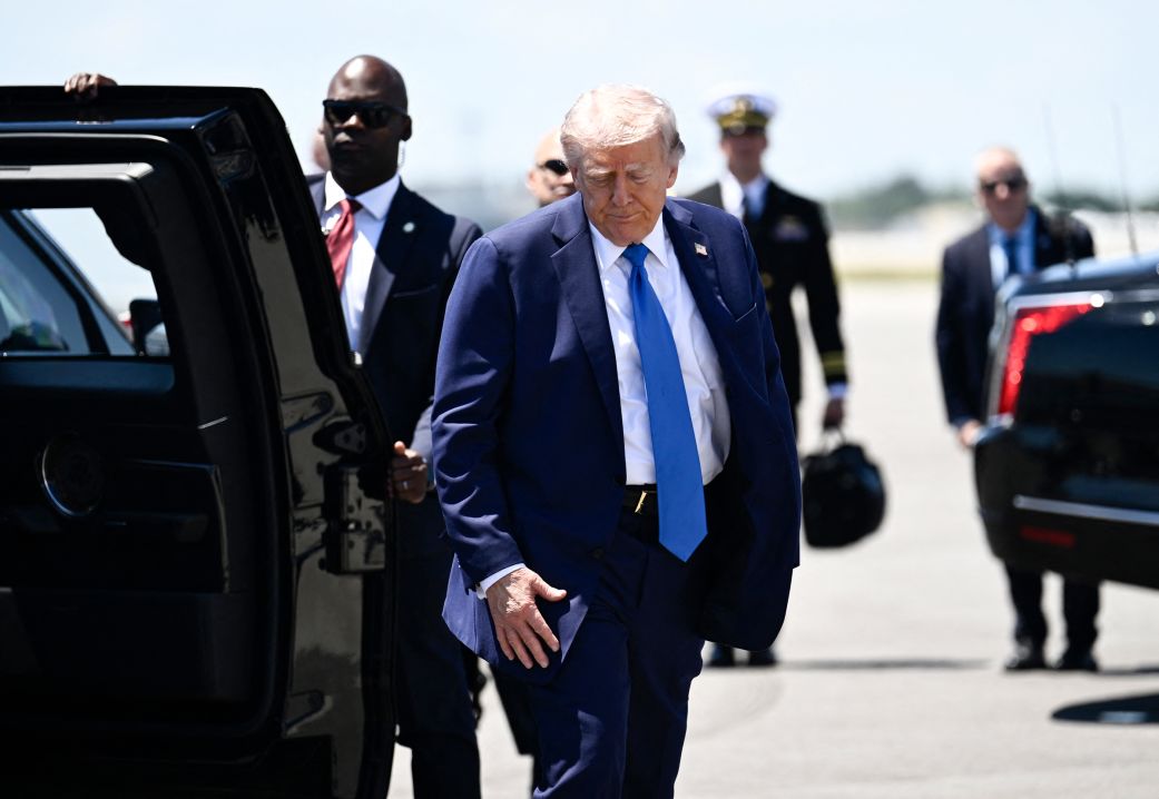 Белия Дом: Резил?