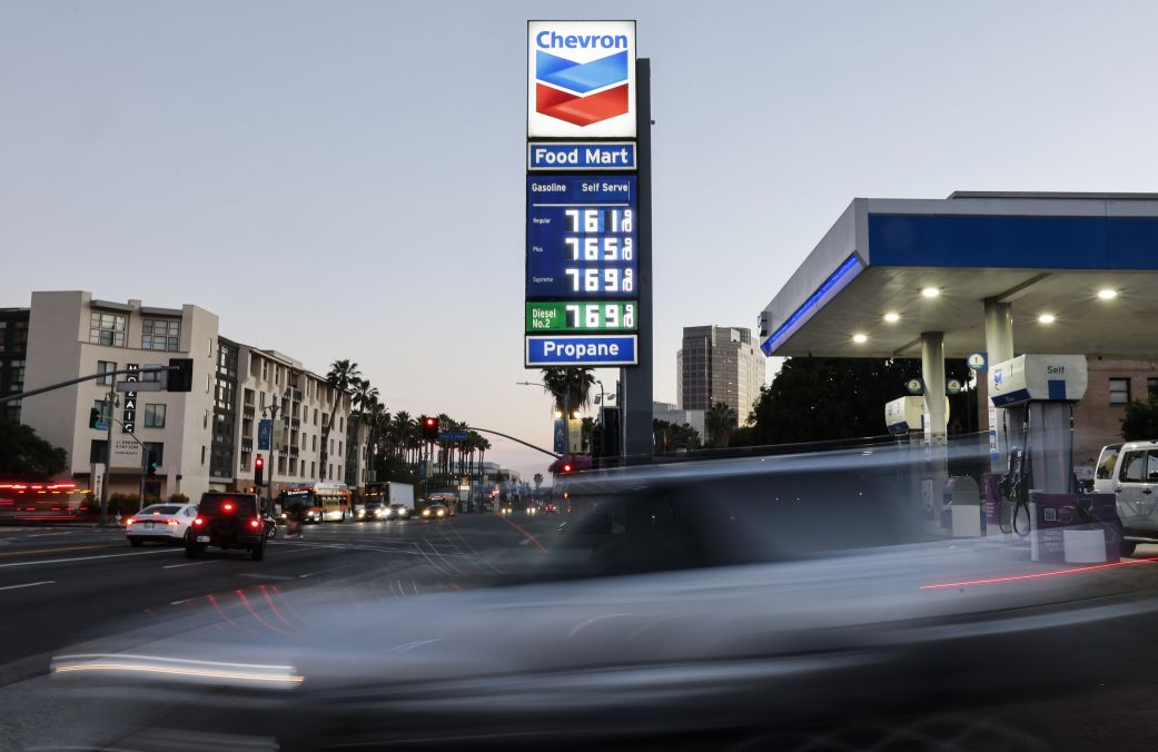 Електромобили сега