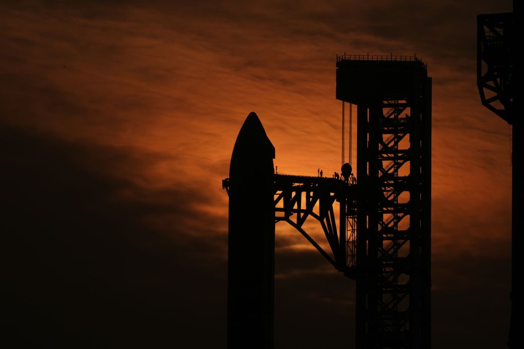 SpaceX S-1 Filing (Бълг.)