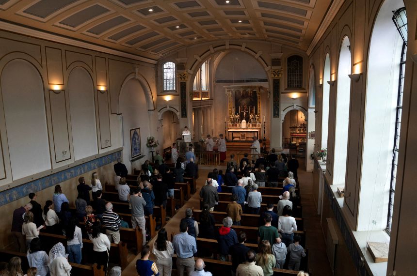 Фалшив Ренешънс (Falshiv Reneshans)