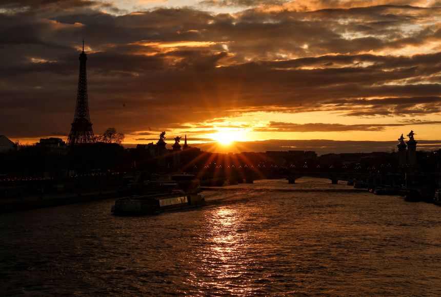 Хакер в Париж Сензор