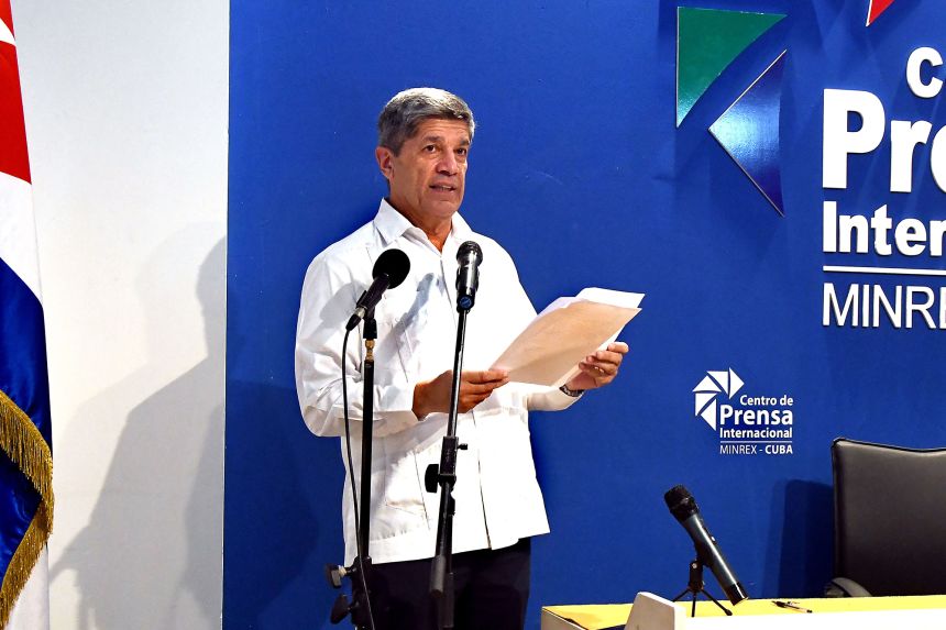 ФБР в Куба: Конфликт